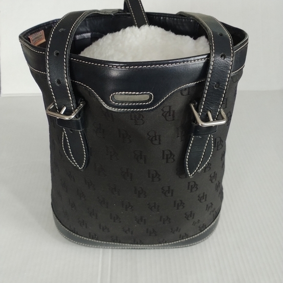 Dooney and Bourke Vintage Cabriolet Bucket Bag Black - Picture 2 of 14